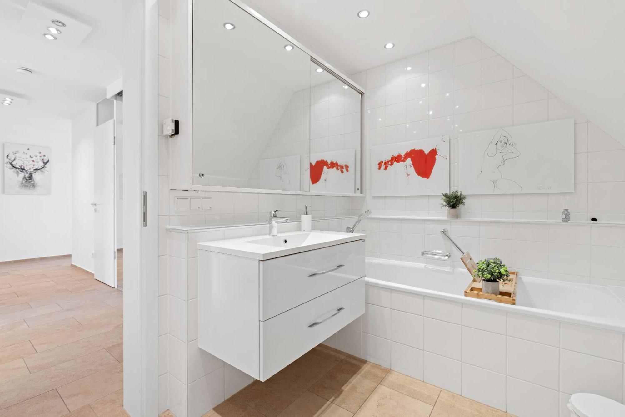 Helloflats - Luxus-Penthouse - Balkon - Parking - Zentrum - Therme - Naehe Flughafen Muc Erding Luaran gambar